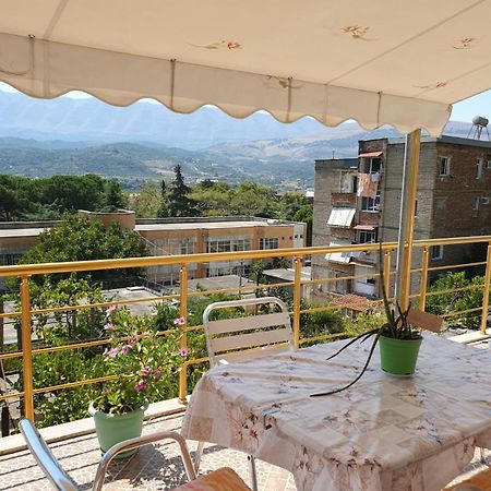 Sara Guesthouse Berat Ngoại thất bức ảnh