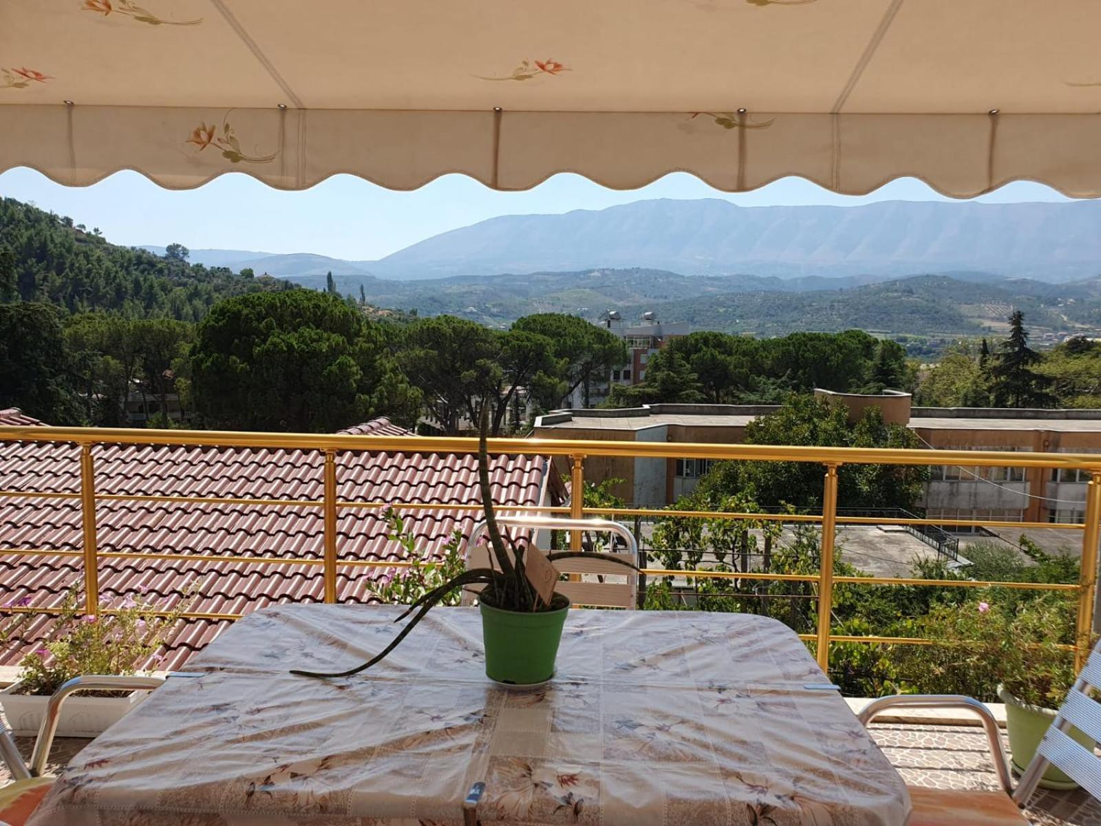 Sara Guesthouse Berat Ngoại thất bức ảnh