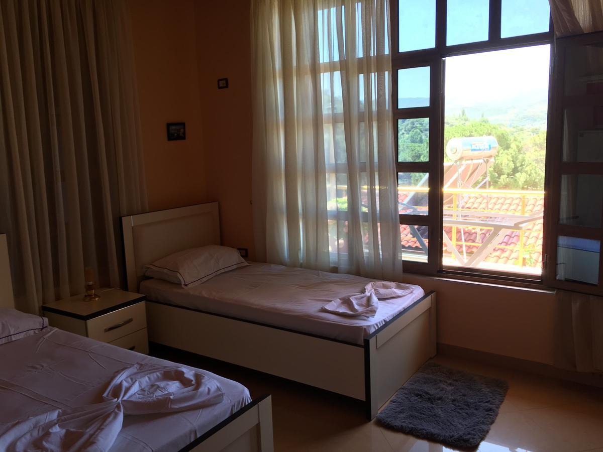Sara Guesthouse Berat Ngoại thất bức ảnh